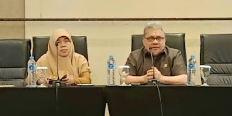 Ketua DPRD Sumbar Muhidi Ajak Kepala Sekolah Bangun Kepemimpinan Visioner untuk Wujudkan Generasi Emas 2045